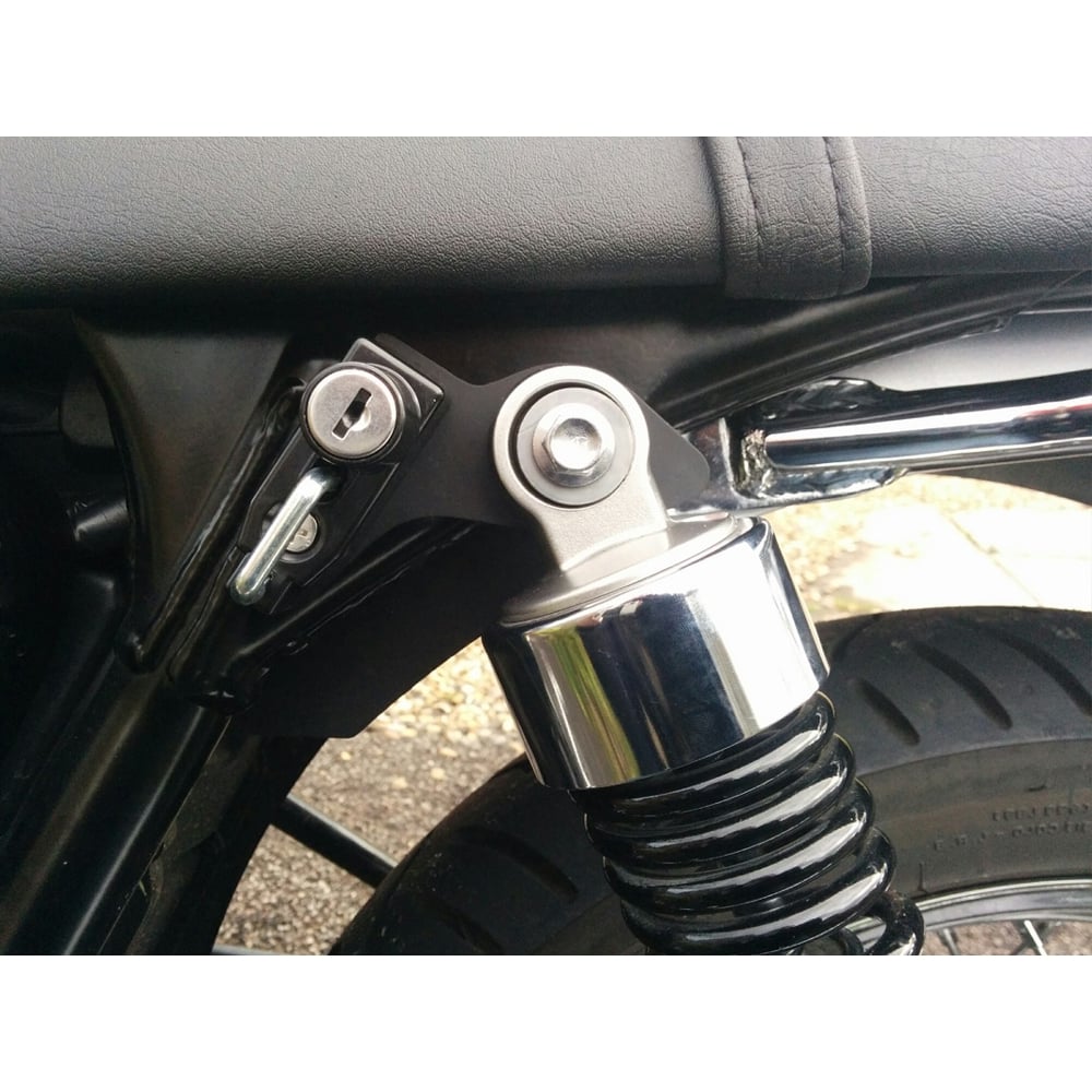 Helmet holder for original spring strut