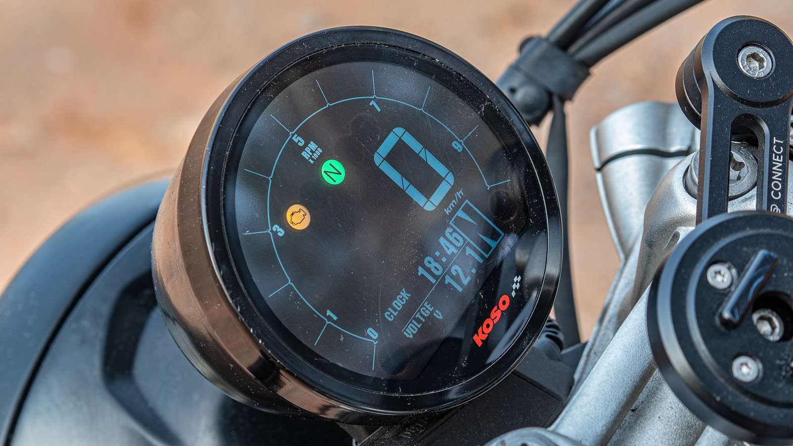 LCD speedometer R9T