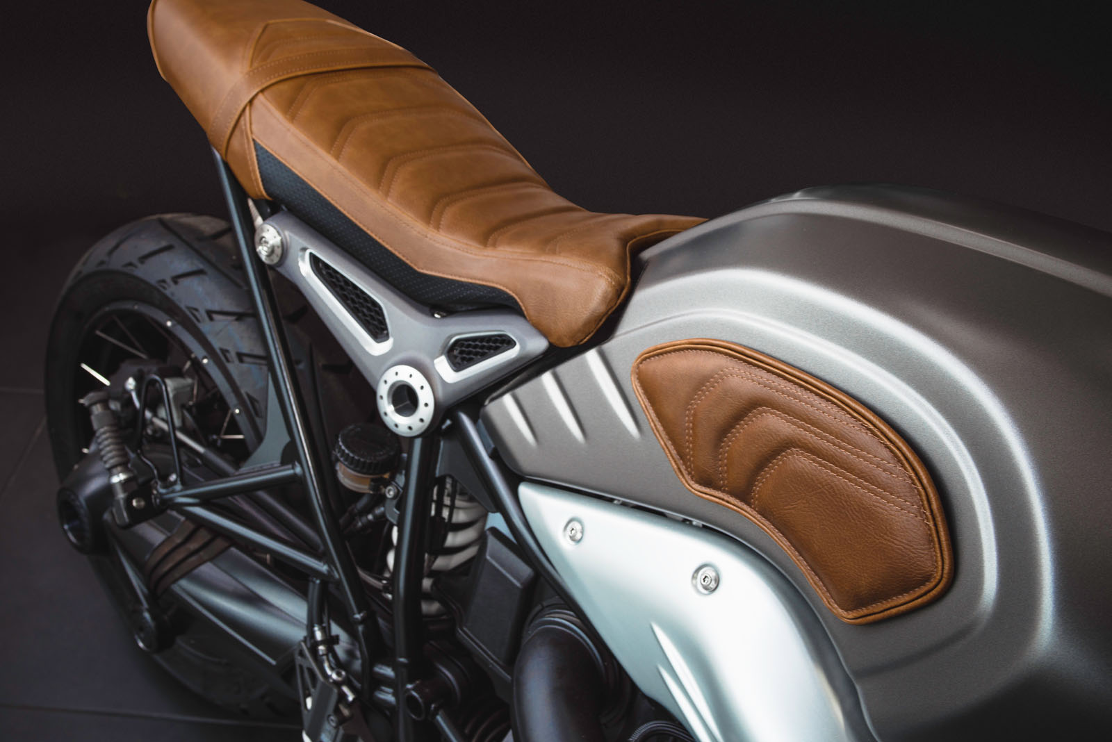 Tank Pad Leather BMW R9T Classic Seam