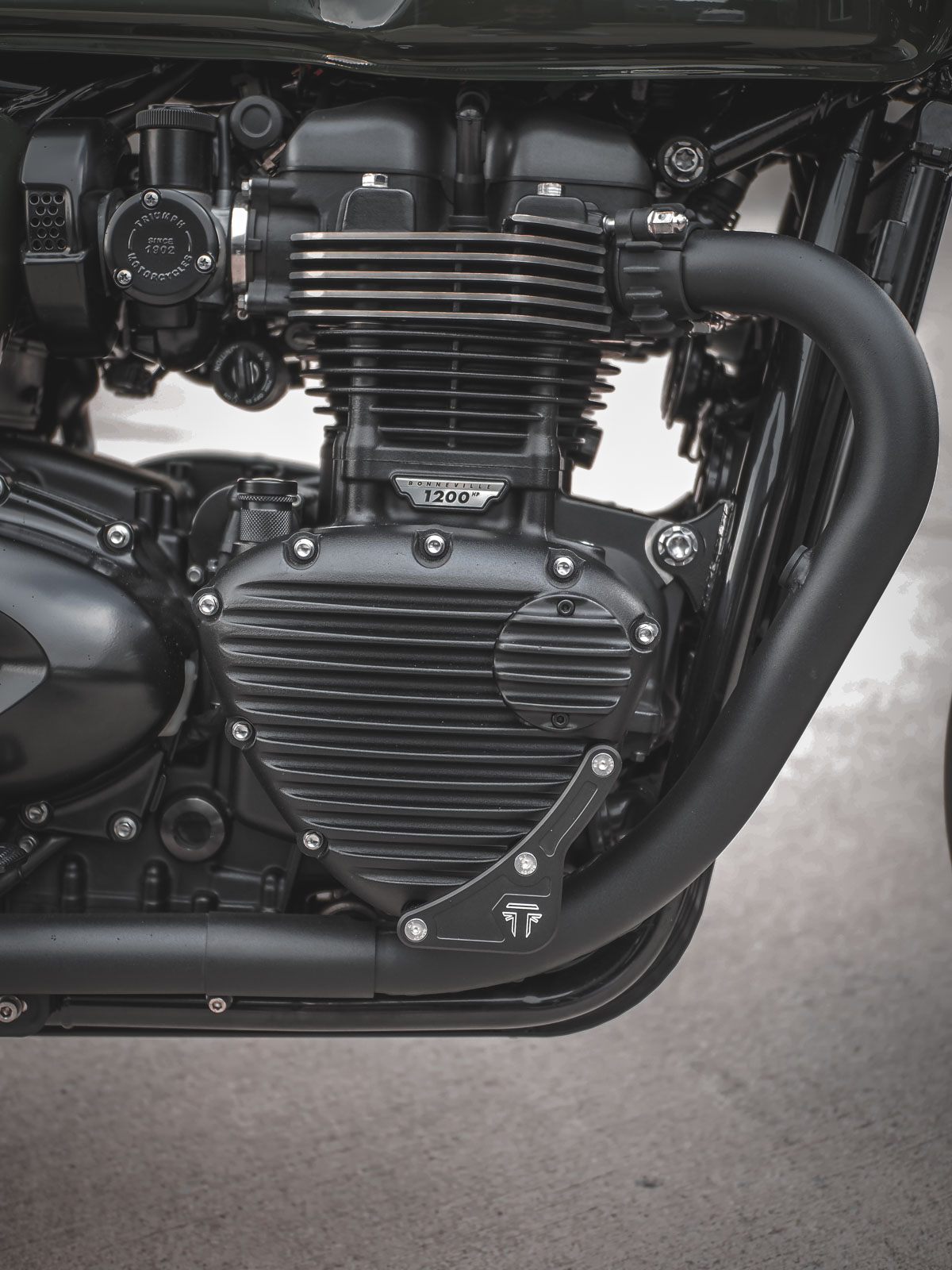 Engine cover protection - Triumph Milled